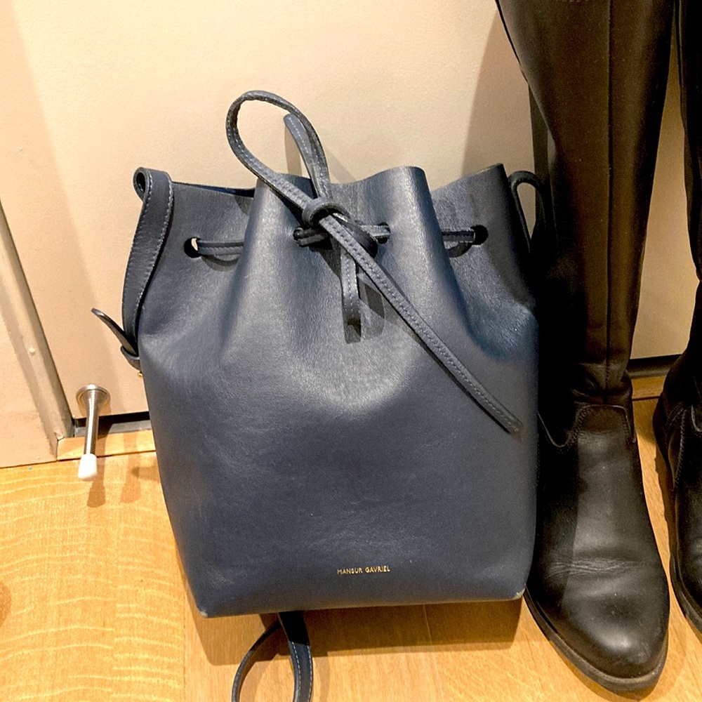 {Mansur Gavriel} Mini Navy Bucket Bag EUC